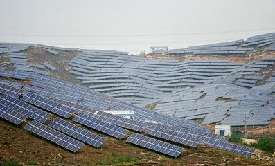 太行山变万亩光伏铺就扶贫新路子