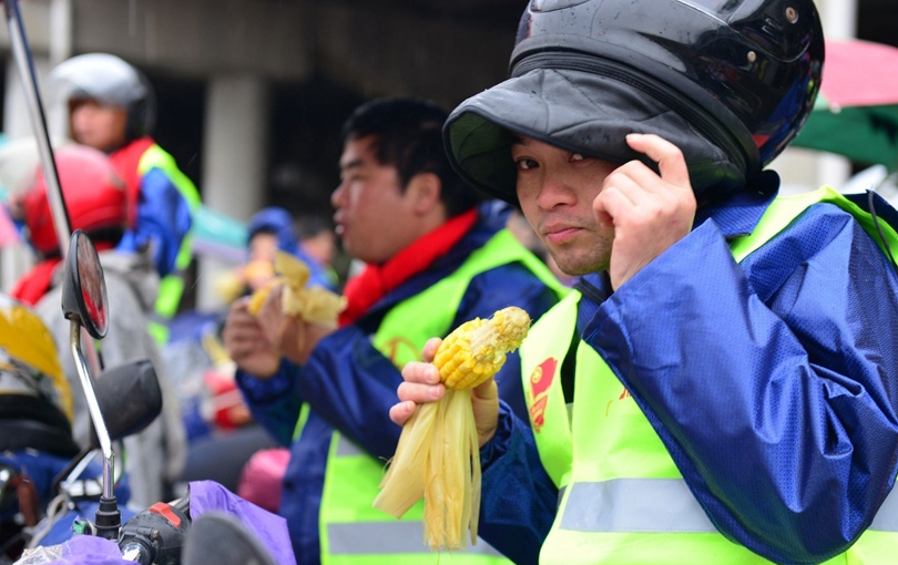 驿站早餐吃完再出发