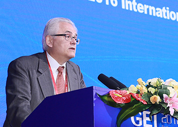 巴西驻华大使江豹代表驻华使团致辞