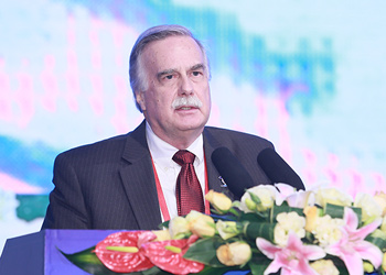 美国电气电子工程师学会董事会成员、标准协会主席布鲁斯&middot;克雷默