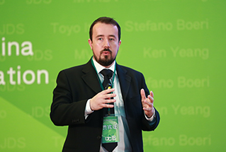 法国生态建筑师文森特&middot;卡勒博发表演讲