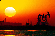 中国石油工程百年发展历程