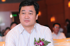 新华网总裁田舒斌出席会议