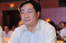 新华网副总裁魏紫川出席会议