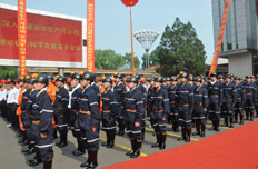 潞安员工进行庄严宣誓