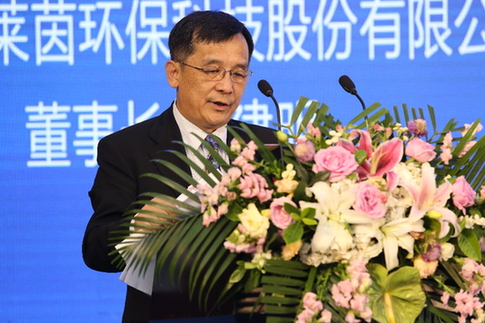 国家开发银行评审管理局贷委会专职委员卢汉文