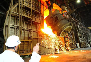 国内钢市难言暖冬   鞍钢前三季亏31亿成&ldquo;亏损王&rdquo;
