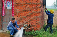 为灌溉农田提供电力服务