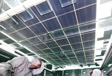 赛维收退市通牒   亿元信贷逾期遭起诉   彭小峰退位