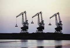 “三桶油”布局加拿大，美国受益？