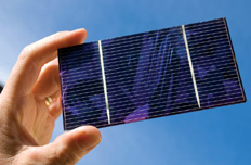 光伏业十年:从无到有 从小到达