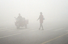 中东部地区陷入严重雾霾天 京津冀最严重