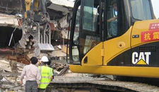 卡特彼勒支持地震救灾工作 捐款10万美元