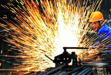 工信部酝酿铁腕整顿钢铁行业乱象 化解过剩产能