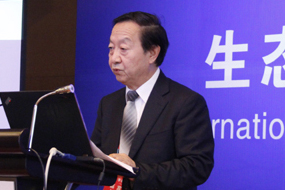 工业和信息化部原部长李毅中