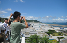 网友参观大亚湾核电站