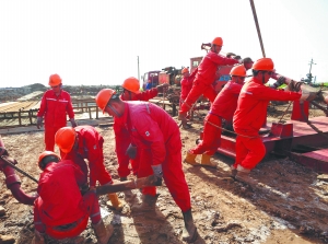 河口采油厂优化运行提效率