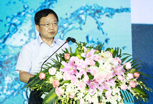 国务院发展研究中心宏观经济研究部副部长、巡视员孟春致辞