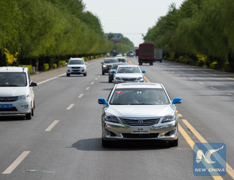 Driverless cars create social dilemma over w