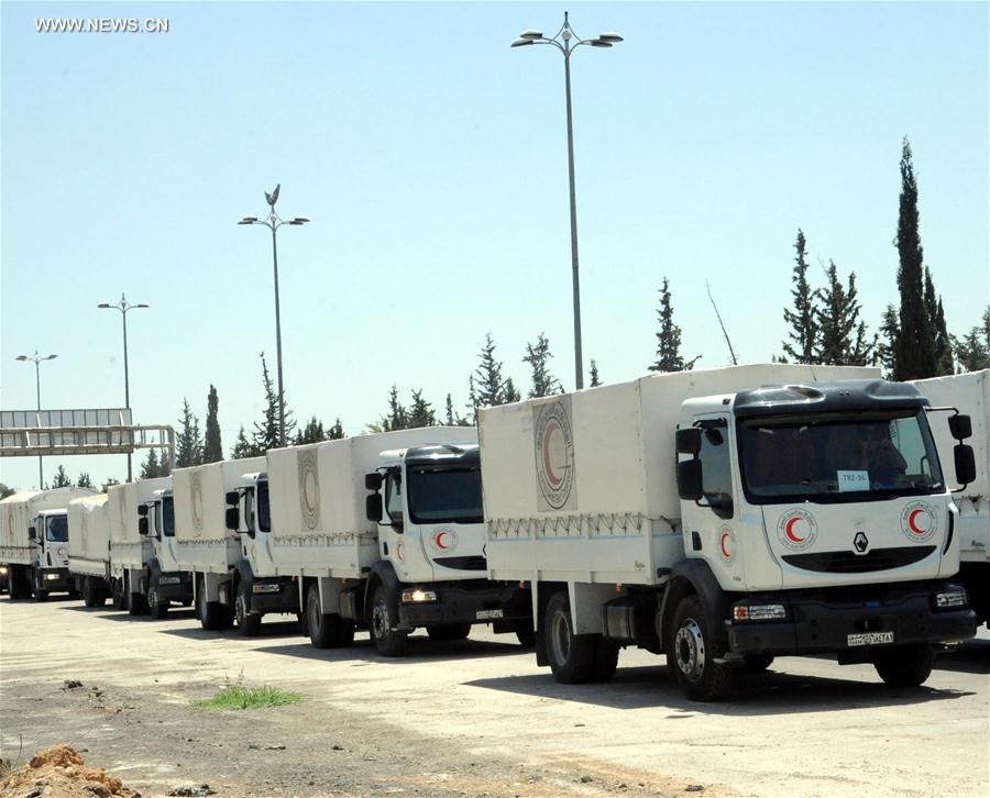 SYRIA-DAMASCUS-AID-BESIEGED-AREAS