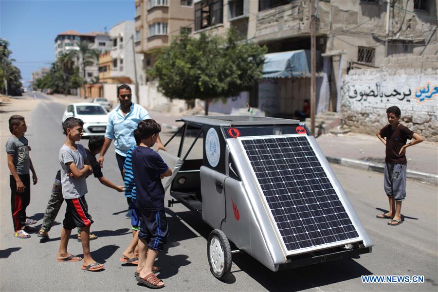MIDEAST-GAZA-SOLAR CAR