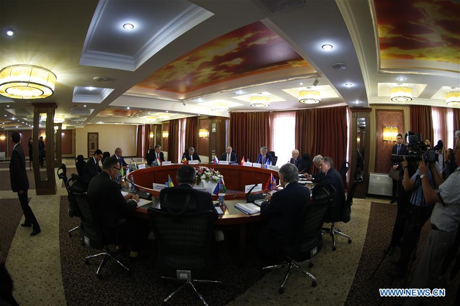 KYRGYZSTAN-BISHKEK-CIS FM MEETING