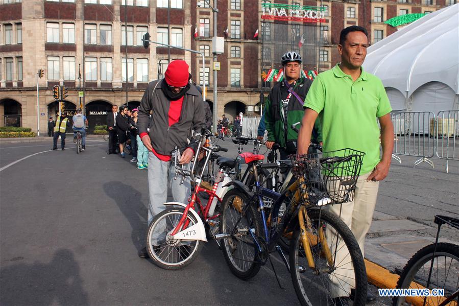 MEXICO-MEXICO CITY-CAR FREE DAY 