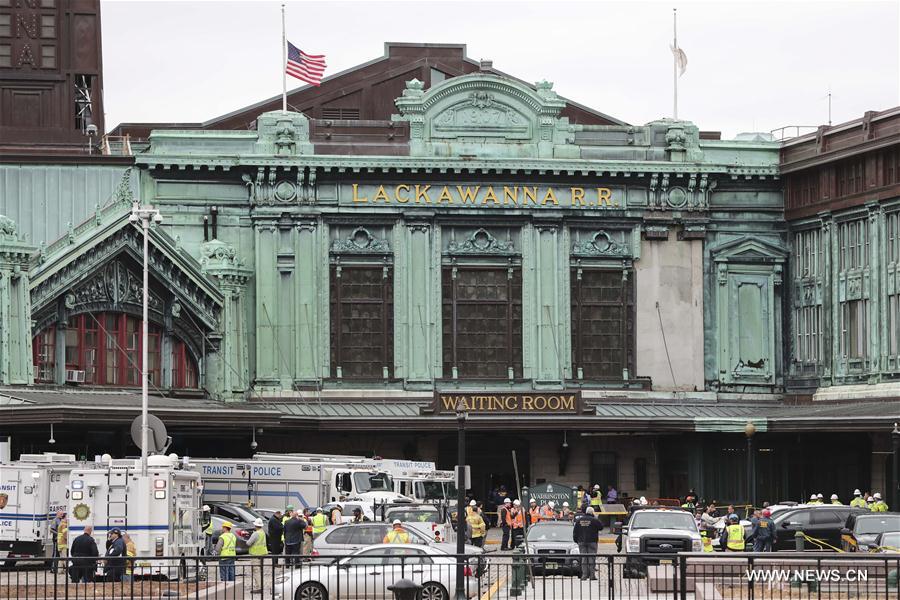 U.S.-NEW JERSEY-TRAIN CRASH
