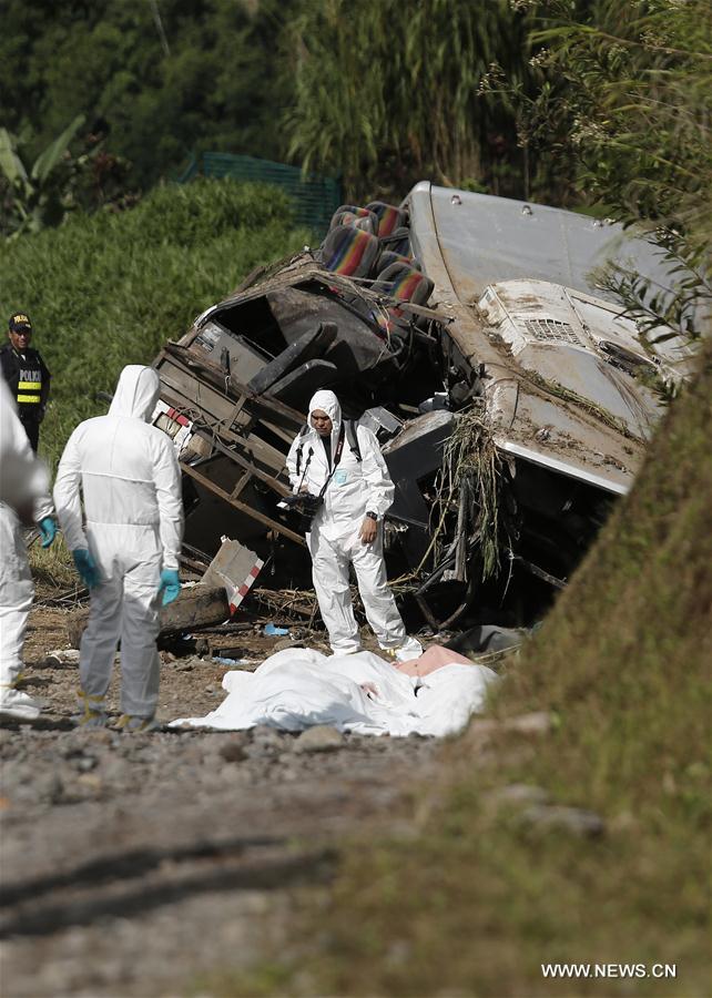 COSTA RICA-CINCHONA-ACCIDENT-BUS