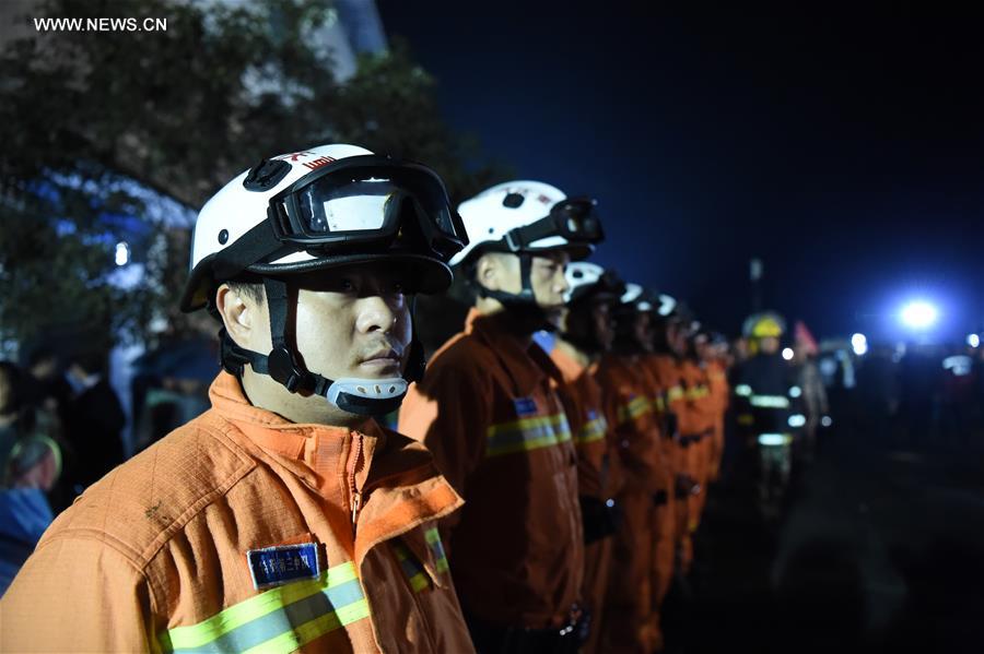 CHINA-CHONGQING-MINE-GAS EXPLOSION-RESCUE (CN)