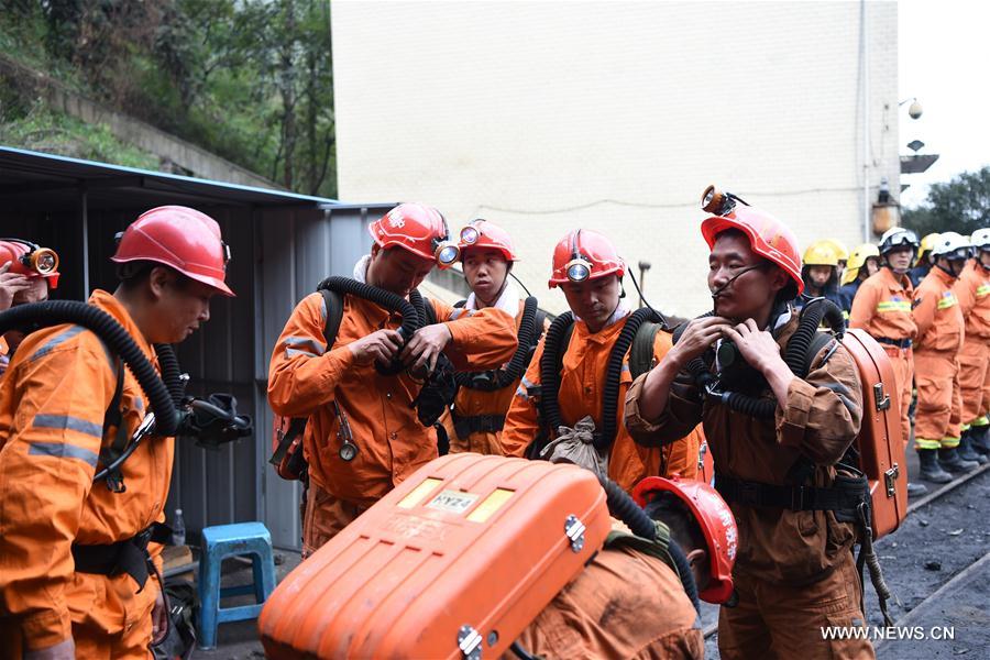 CHINA-CHONGQING-MINE-GAS EXPLOSION-RESCUE (CN)