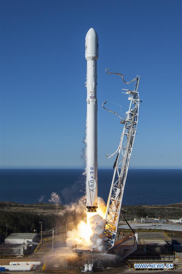 U.S.-CALIFORNIA-SPACEX-LAUNCH