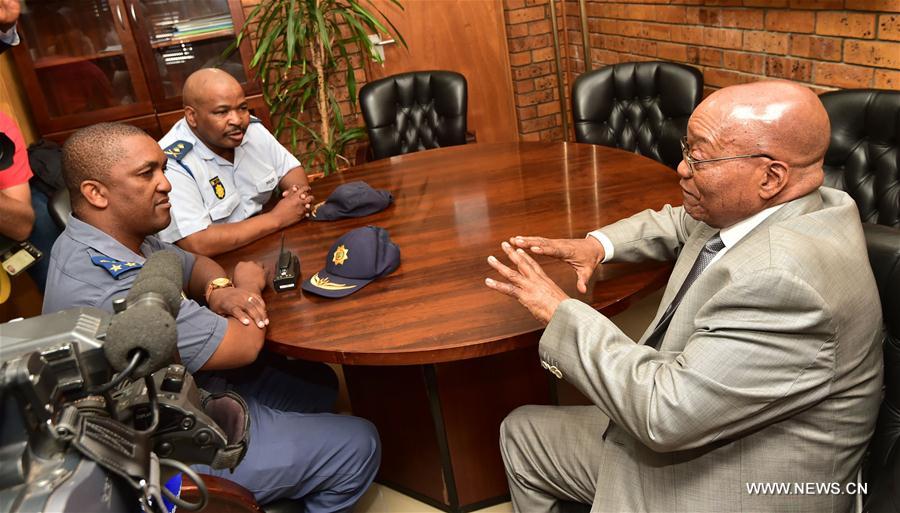 SOUTH AFRICA-CAPE TOWN-ZUMA-ANTI-CRIME-INSPECTION