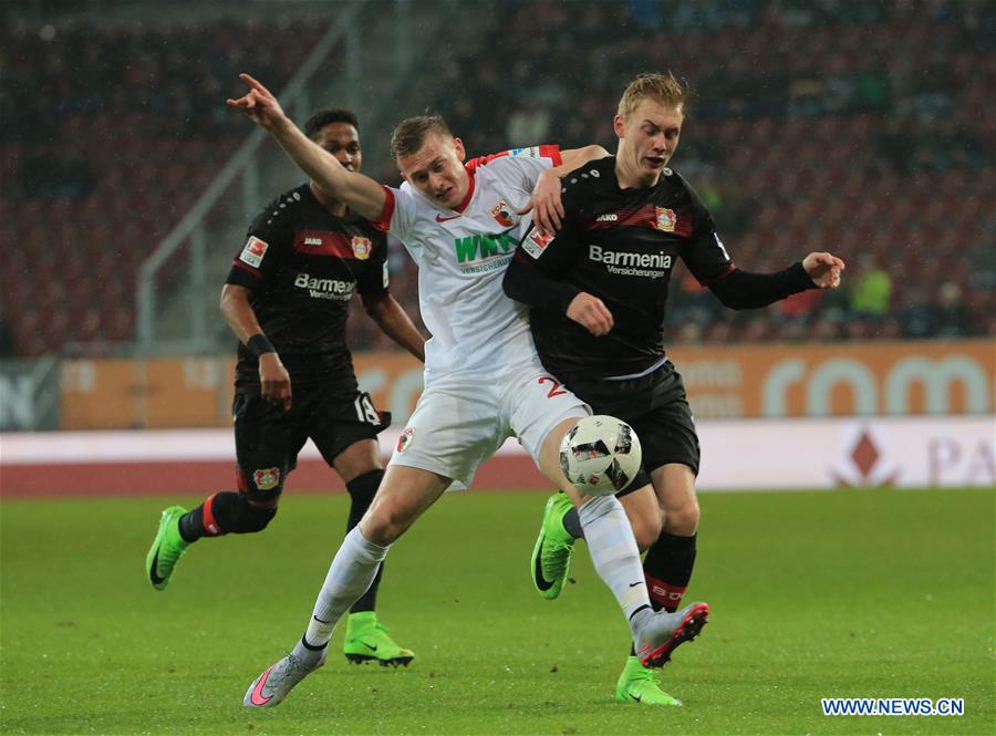 (SP)GERMANY-AUGSBURG-SOCCER-BUNDESLIGA