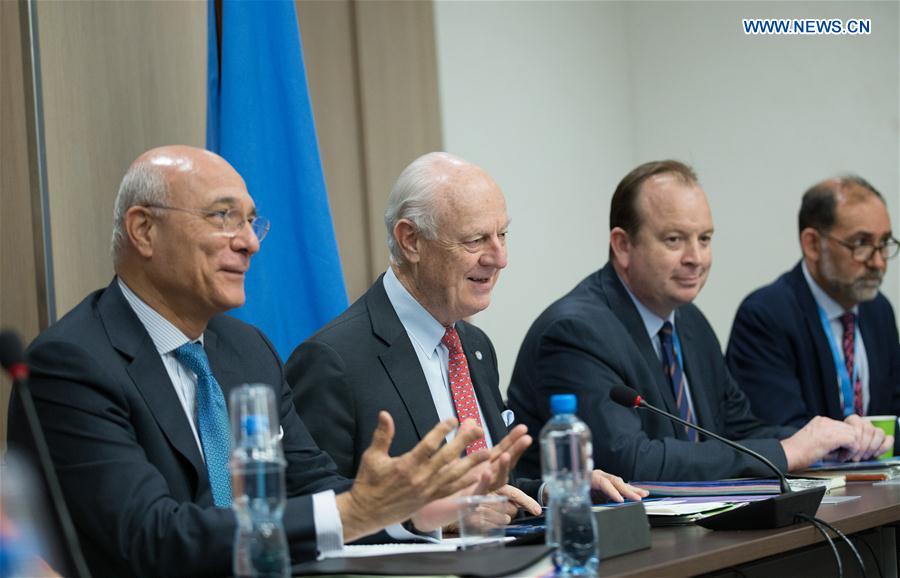 UN Special Envoy for Syria Staffan de Mistura (2nd L) attends a meeting of Intra-Syria peace talks with Syria's opposition delegation at Palais des Nations in Geneva, Switzerland, Feb. 24, 2017. 