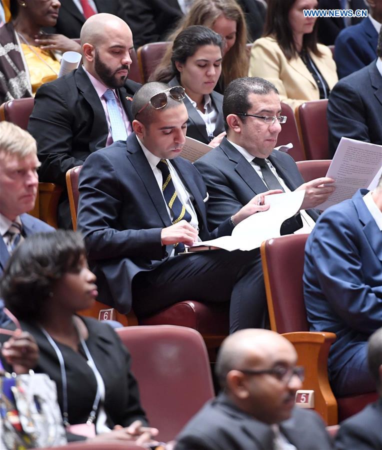 (TWO SESSIONS)CHINA-BEIJING-CPPCC-OPENING (CN)