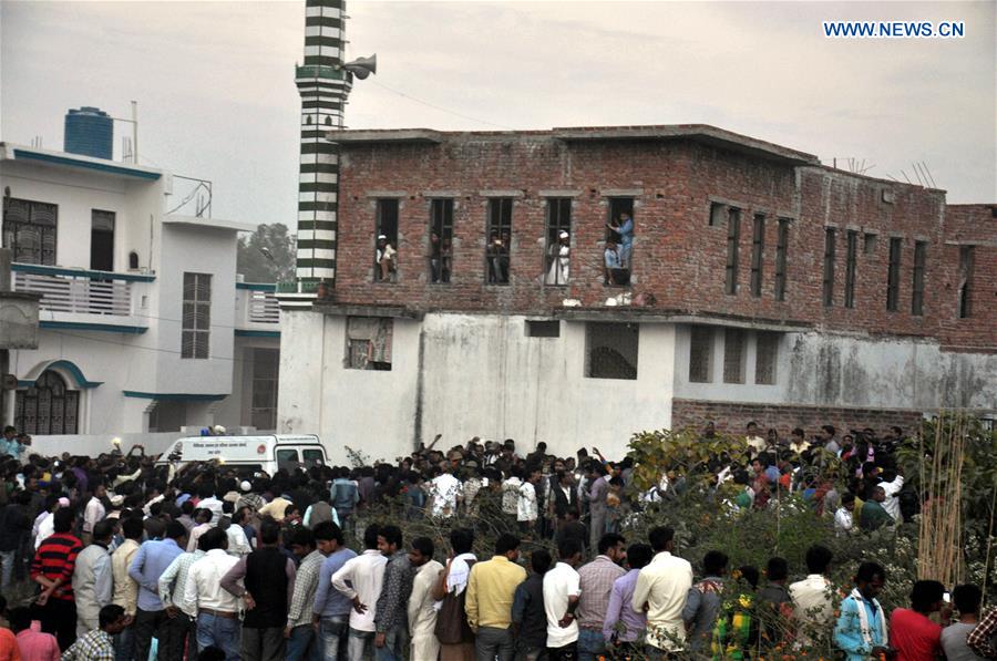 Photo taken on March 7, 2017 shows the scene of an operation against a suspect who is believed to be behind the explosion of Bhopal-Ujjain passenger train in Lucknow, capital of northern Indian state of Uttar Pradesh, on March 7, 2017. Photo taken on March 7, 2017 shows the scene of an operation against a suspect who is believed to be behind the explosion of Bhopal-Ujjain passenger train in Lucknow, capital of northern Indian state of Uttar Pradesh, on March 7, 2017.