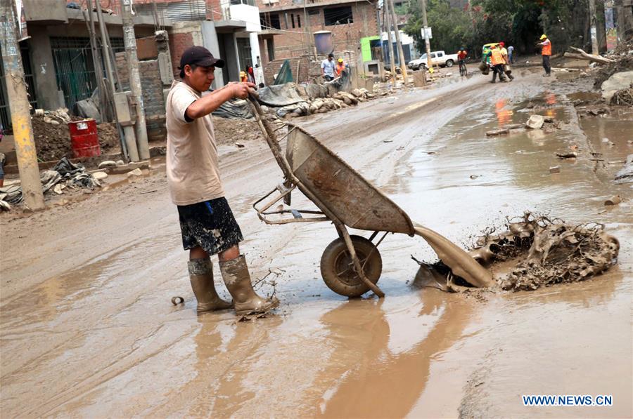 PERU-LIMA-ENVIRONMENT-CLIMATE