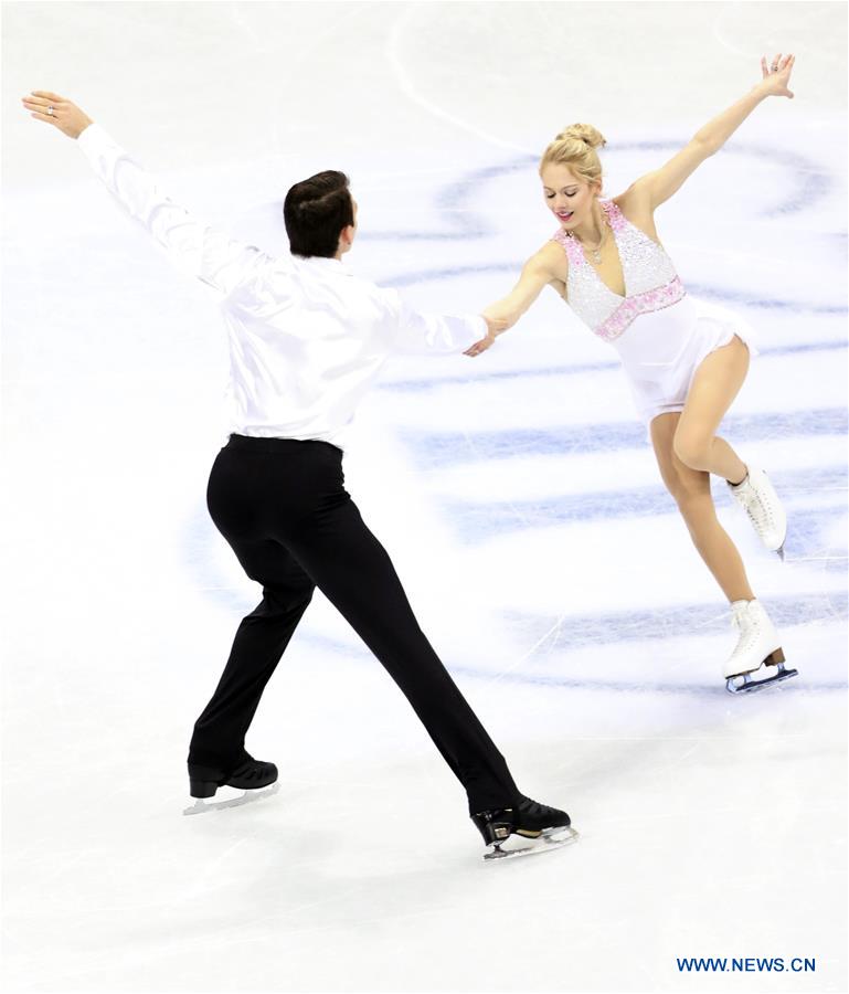 Alexa Scimeca Knierim (R) and Chris Knierim of the United States perform during Pair Free Skating at ISU World Figure Skating Championships 2017 in Helsinki, Finland on March 30, 2017. The couple took the 10th place with 202.37 points in total. (Xinhua/Liu Lihang)