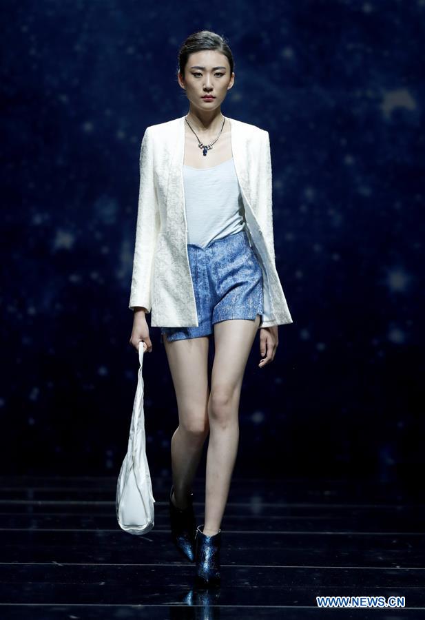 CHINA-BEIJING-FASHION WEEK (CN)