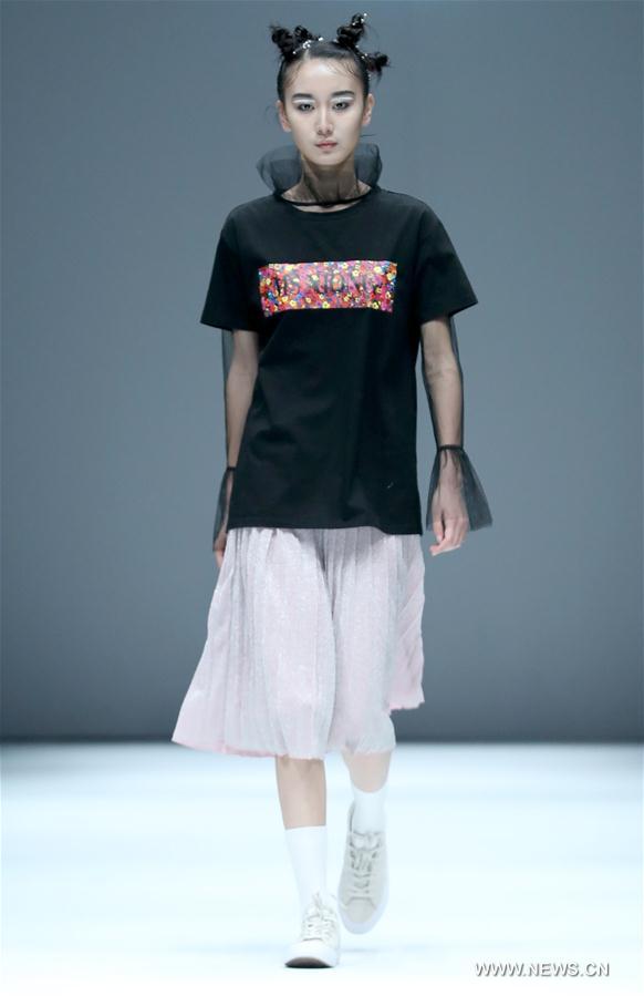 CHINA-BEIJING-FASHION WEEK(CN)