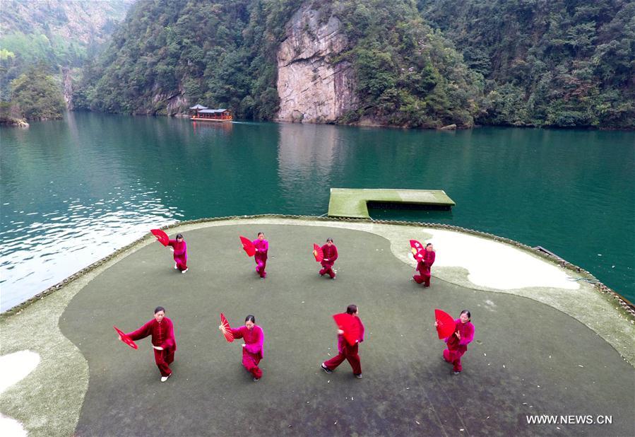 #CHINA-QINGMING HOLIDAY-TOURISM (CN)