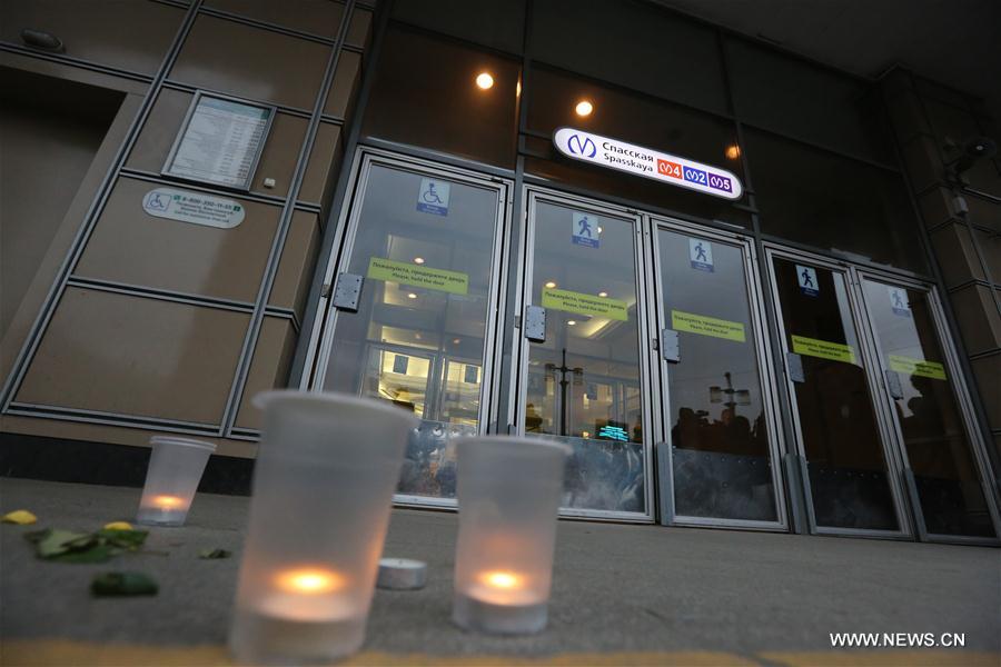RUSSIA-ST. PETERSBURG-SUBWAY-EXPLOSION-MOURNING