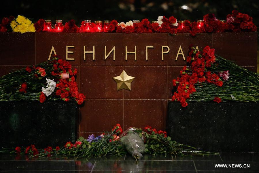 RUSSIA-MOSCOW-ST. PETERSBURG-SUBWAY-EXPLOSION-MOURNING
