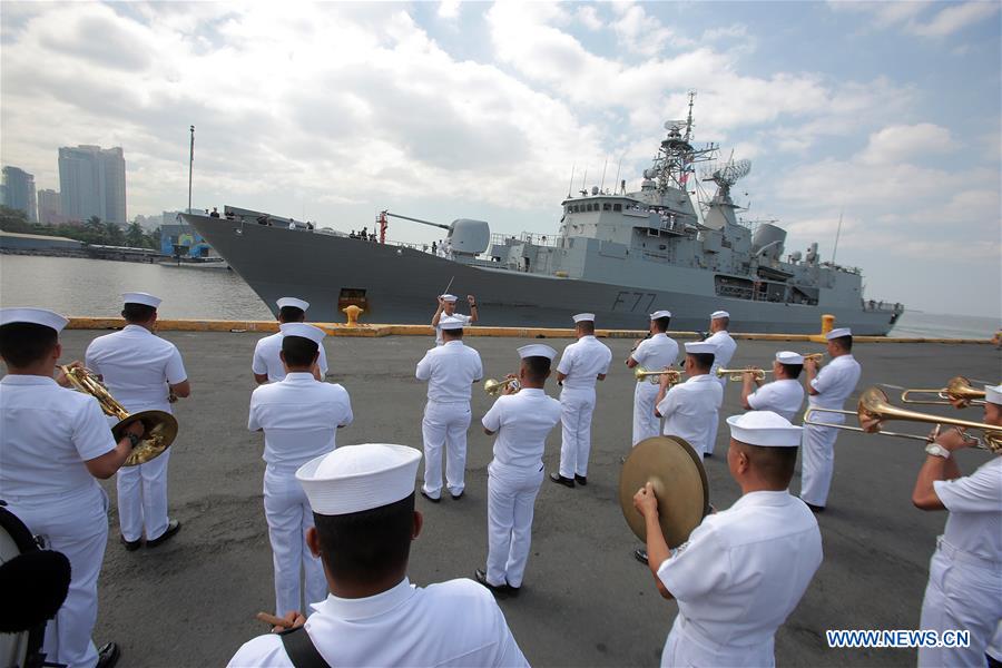 PHILIPPINES-MANILA-NEW ZEALAND-SHIP TE KAHA-VISIT
