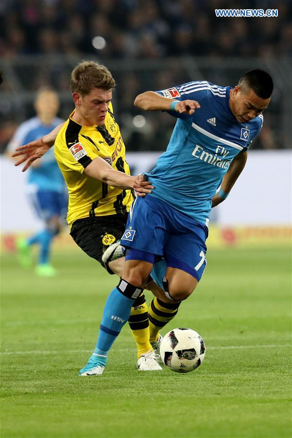 (SP)GERMANY-DORTMUND-BUNDESLIGA SOCCER MATCH