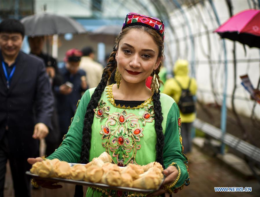 CHINA-XINJIANG-YINING-FOLK CULTURE TOURISM(CN)