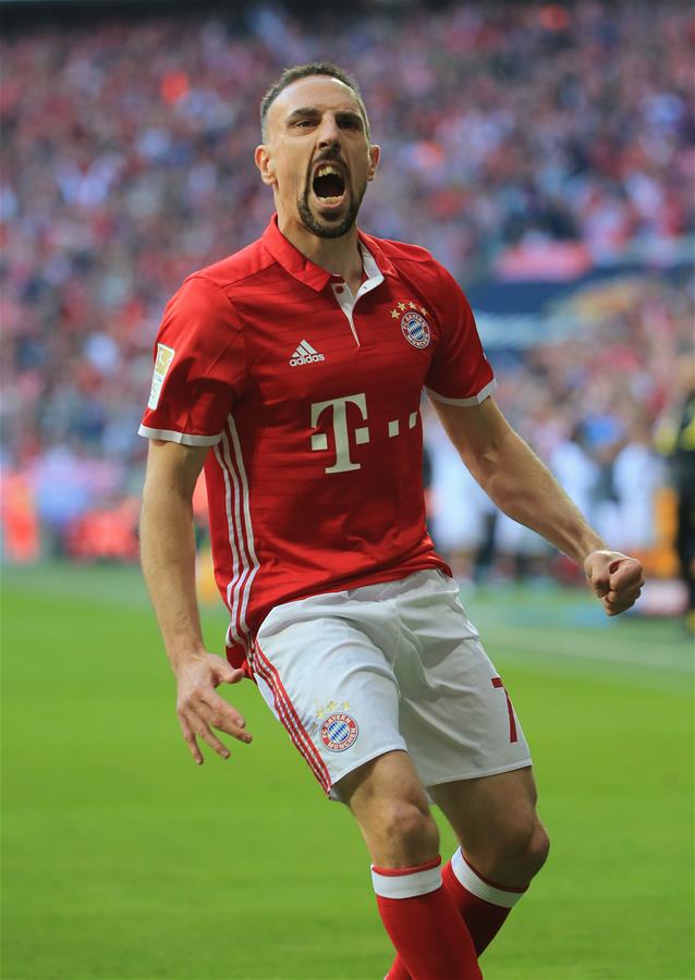 (SP)GERMANY-MUNICH-SOCCER-BUNDESLIGA-BAYERN MUNICH VS BORUSSIA DORTMUND