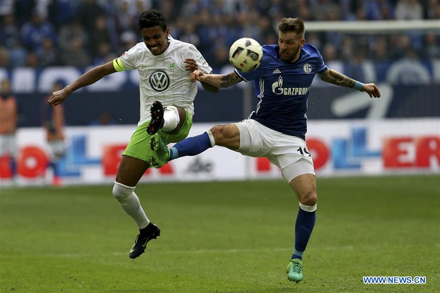 (SP)GERMANY-COLOGNE-SOCCER-BUNDESLIGA-S04 VS WOB