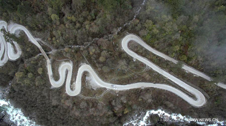 CHINA-TIBET-MEDOG HIGHWAY (CN)